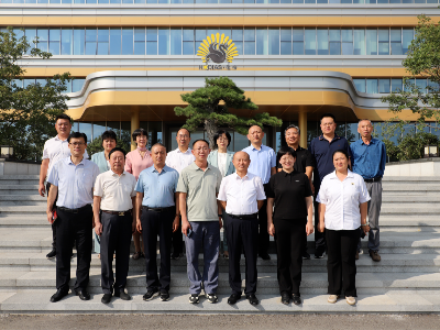 熱烈歡迎平度市人大常委會副主任竇利群一行蒞臨花帝參觀指導工作